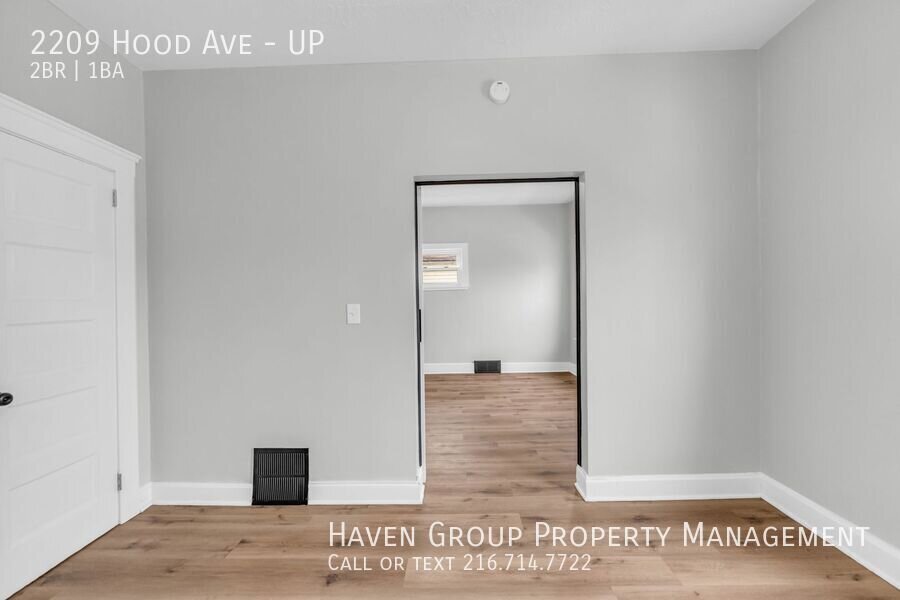 2209 Hood Ave | UP, Cleveland, OH 44109- Spacious 2-bed 1-bath multi-family home! property image