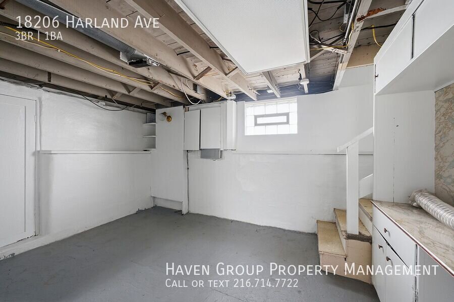 18206 Harland Ave, Cleveland - Spacious 3 bed 1 bath single family home! property image