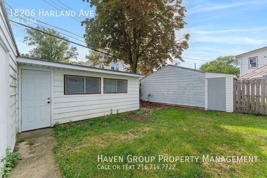 18206 Harland Ave, Cleveland - Spacious 3 bed 1 bath single family home! property image