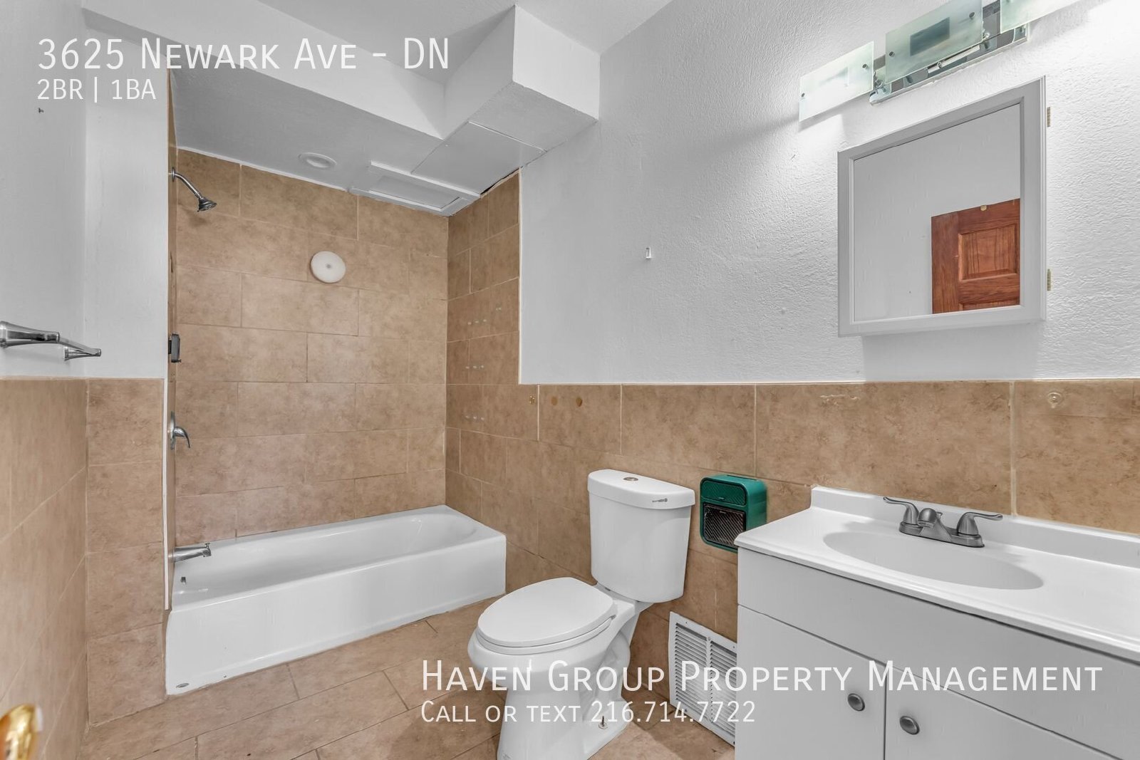3625 Newark Ave | DN, Cleveland, OH 44109 - Spacious 2-bed 1-bath multi-family home! property image