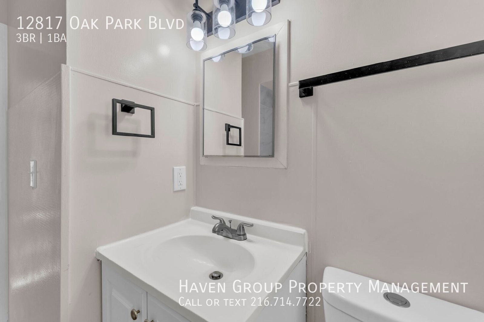12817 Oak Park Blvd, Garfield Heights, OH 44125 - Spacious 3-bed 1-bath single-family home!  property image