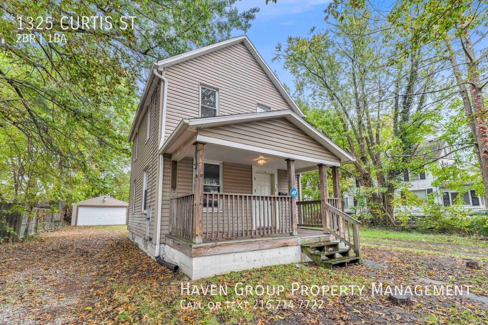 1325 Curtis St, Akron, OH 44301 - Spacious 2-bed 1-bath single-family home!  property image