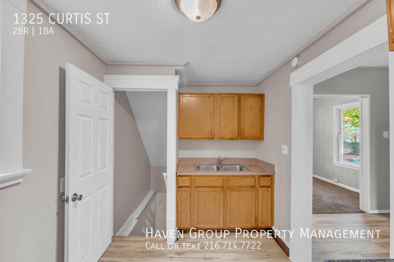 1325 Curtis St, Akron, OH 44301 - Spacious 2-bed 1-bath single-family home!  property image