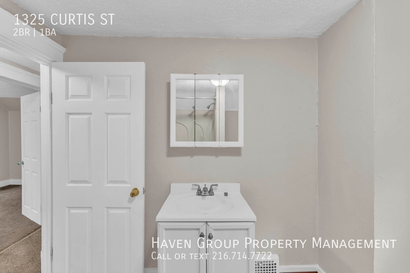 1325 Curtis St, Akron, OH 44301 - Spacious 2-bed 1-bath single-family home!  property image