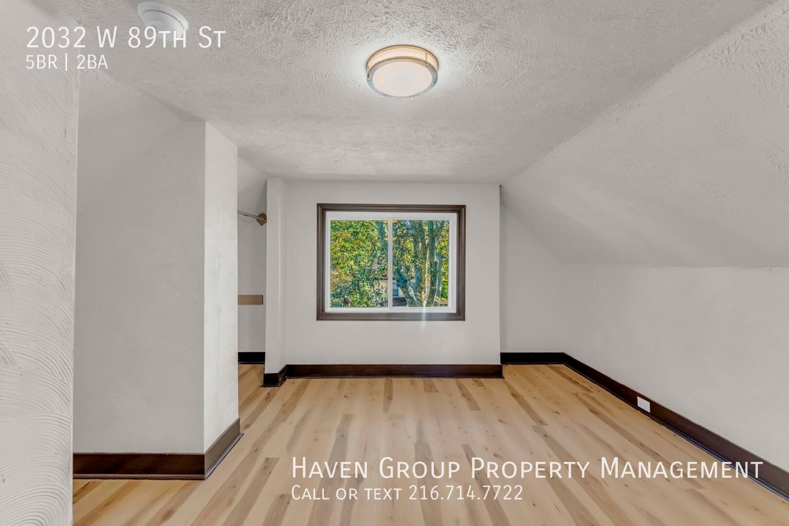 2032 W 89th St, Cleveland, OH 44102 - Spacious 5-bed 2-bath single-family home!  property image