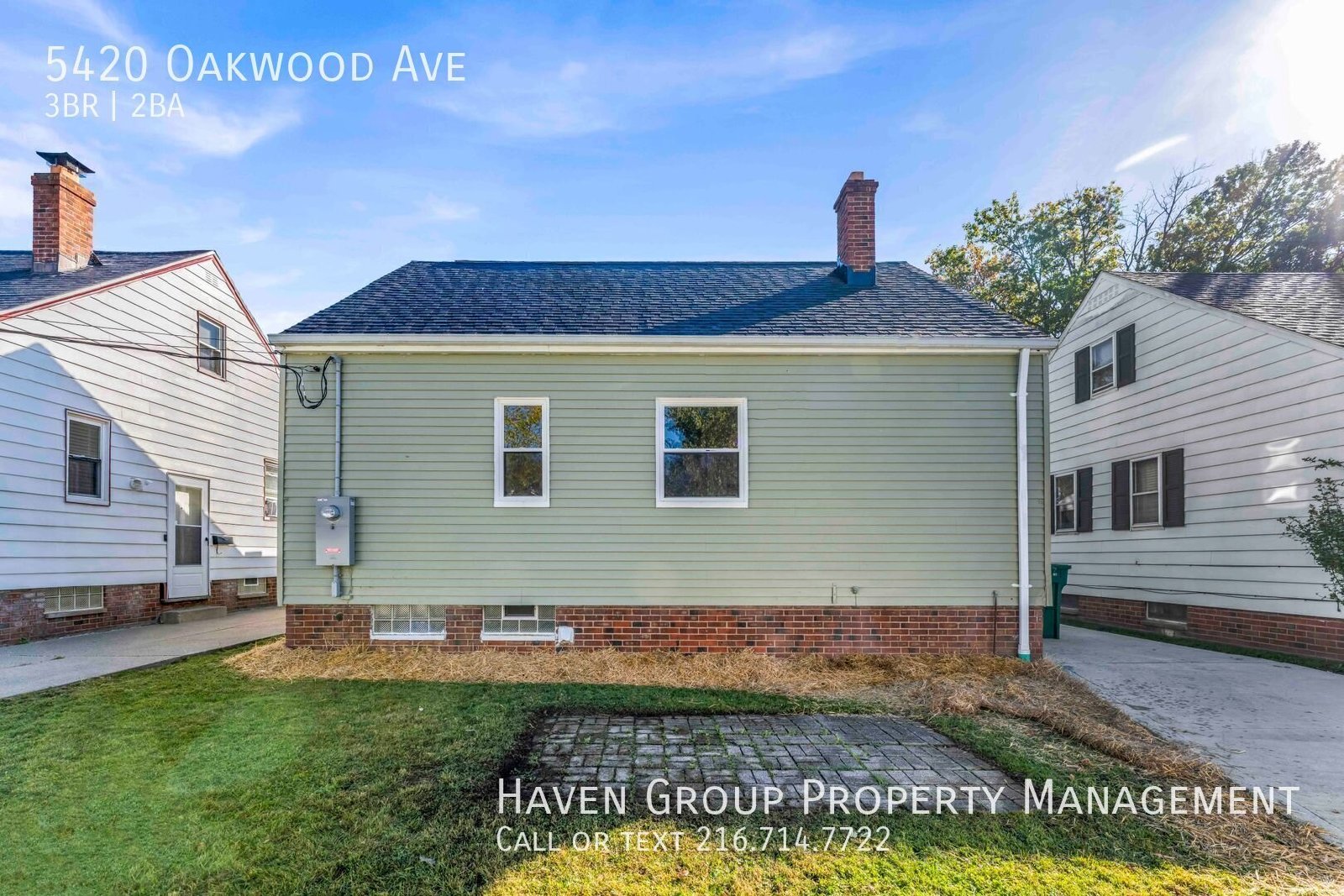 5420 Oakwood Ave, Maple Heights, OH 44137 - Spacious 3-bed 2-bath single-family home!  property image