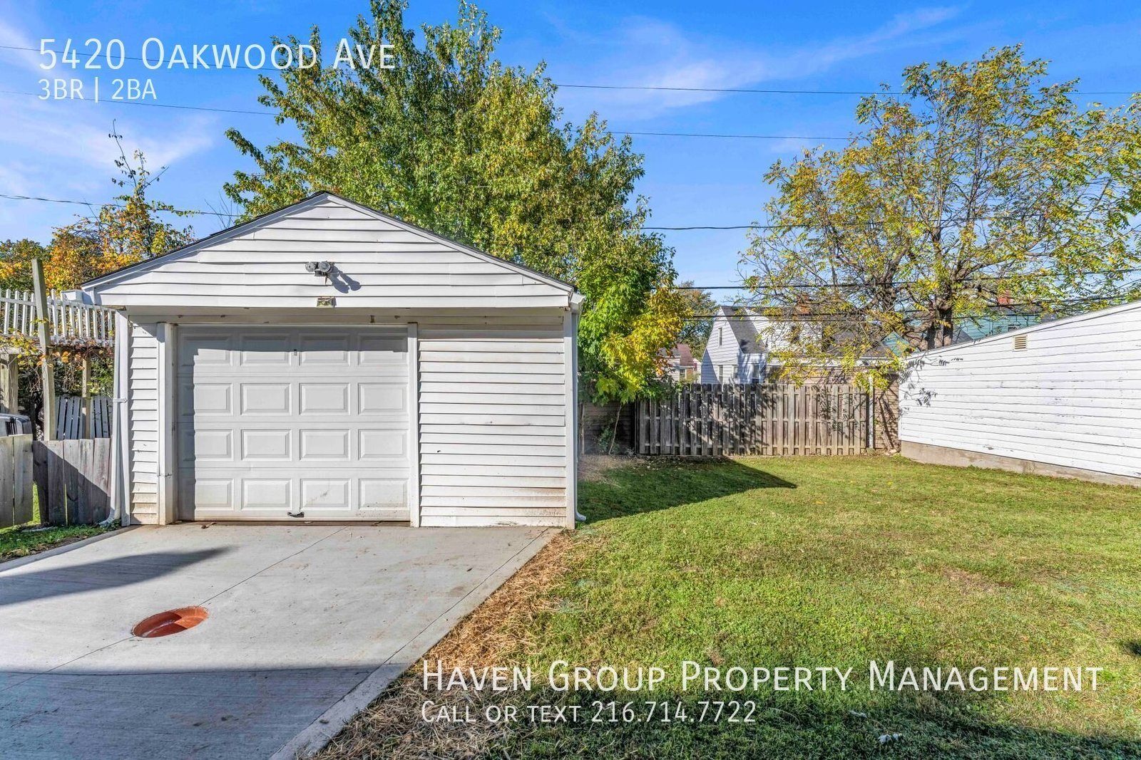 5420 Oakwood Ave, Maple Heights, OH 44137 - Spacious 3-bed 2-bath single-family home!  property image