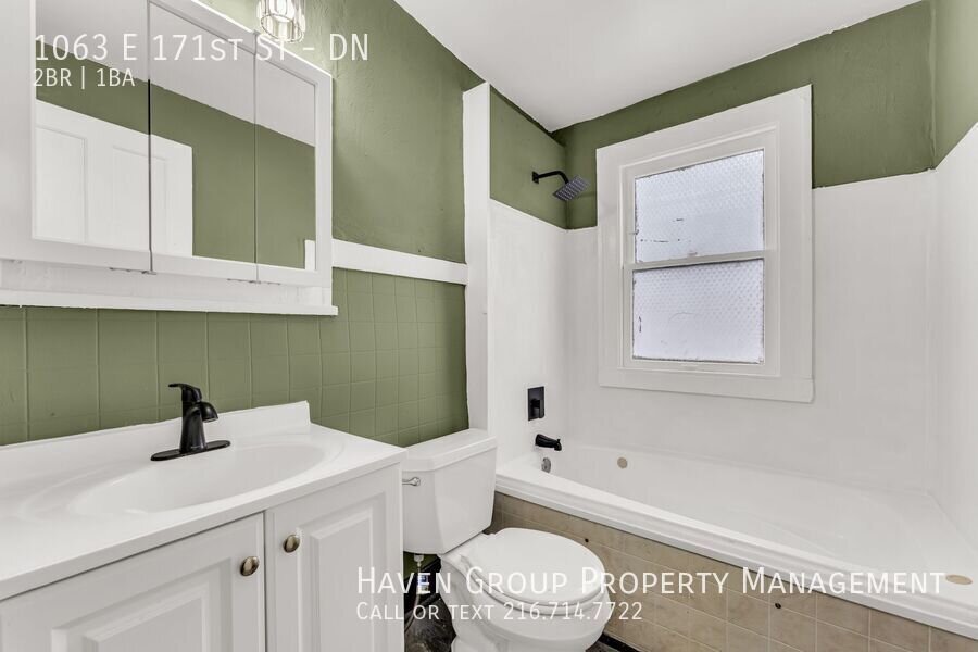 1063 E 171st St | DN, Cleveland, OH 44119 - Spacious 2-bed 1-bath multi-family home!   property image