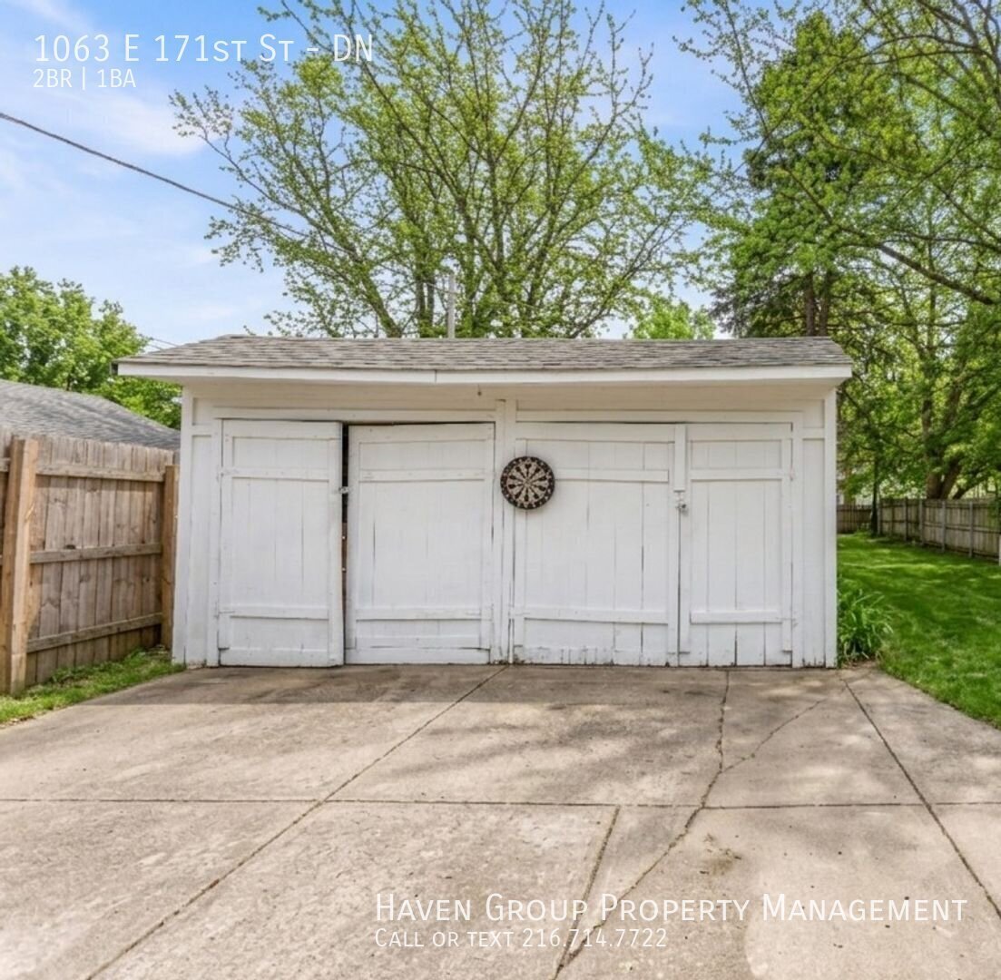 1063 E 171st St | DN, Cleveland, OH 44119 - Spacious 2-bed 1-bath multi-family home!   property image