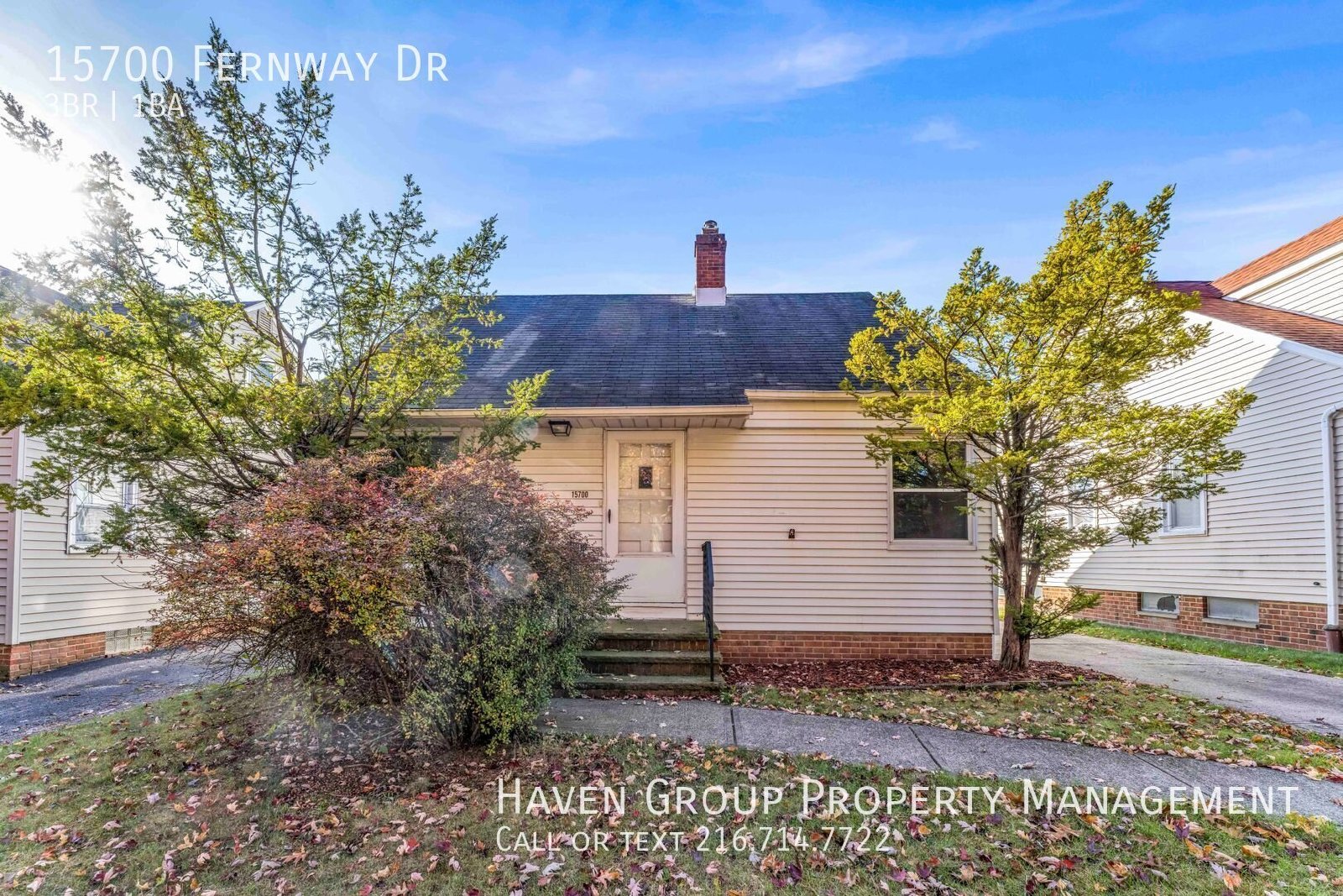 15700 Fernway Dr, Maple Heights, OH 44137 - Spacious 3-bed 1-bath single-family home!  property image