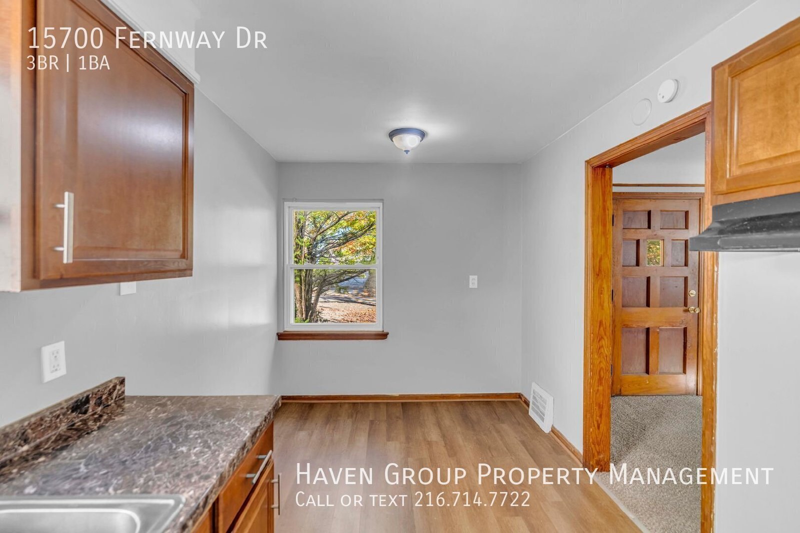 15700 Fernway Dr, Maple Heights, OH 44137 - Spacious 3-bed 1-bath single-family home!  property image