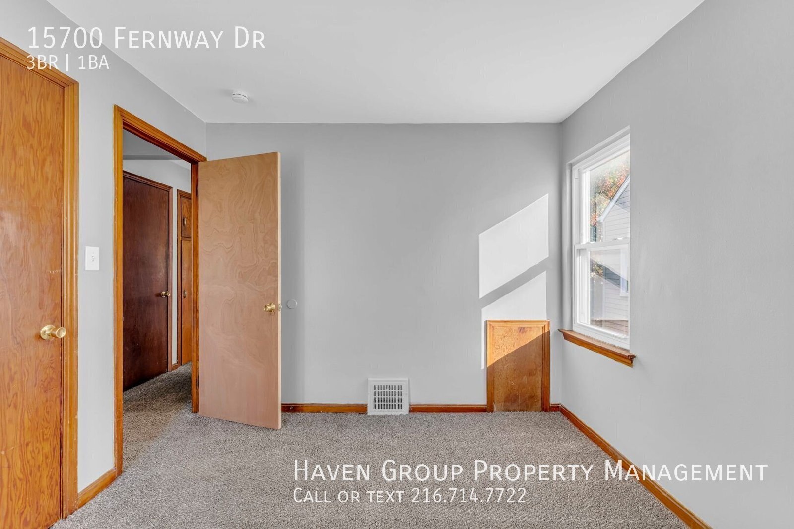15700 Fernway Dr, Maple Heights, OH 44137 - Spacious 3-bed 1-bath single-family home!  property image