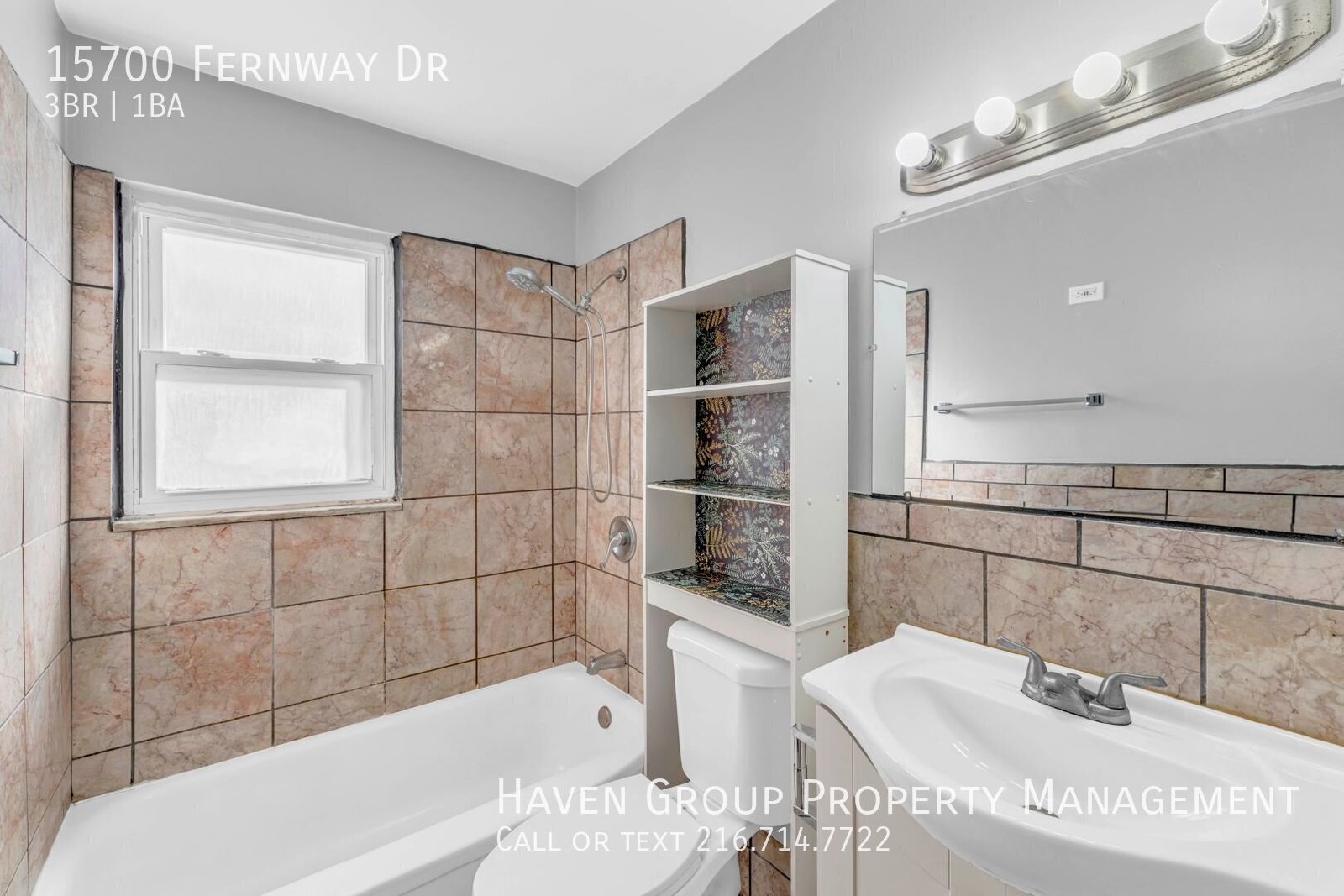 15700 Fernway Dr, Maple Heights, OH 44137 - Spacious 3-bed 1-bath single-family home!  property image