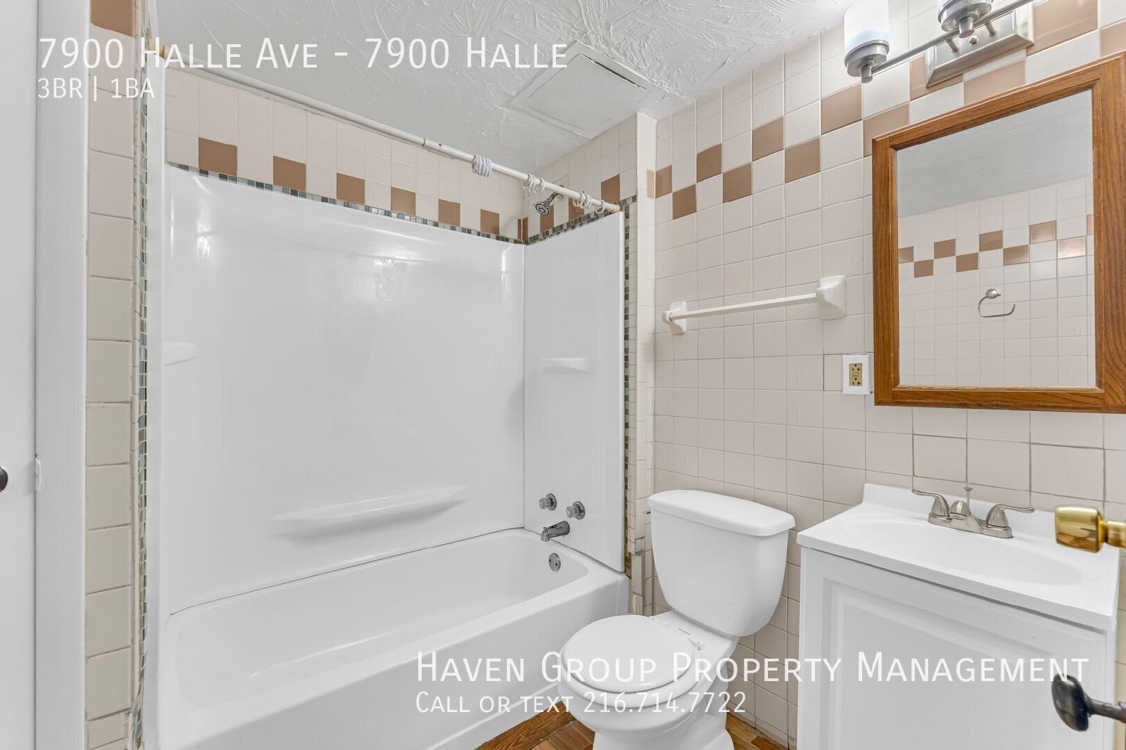 7900 Halle Ave | DN, Cleveland, OH 44102 - Spacious 3-bed 1-bath multi-family home!   property image