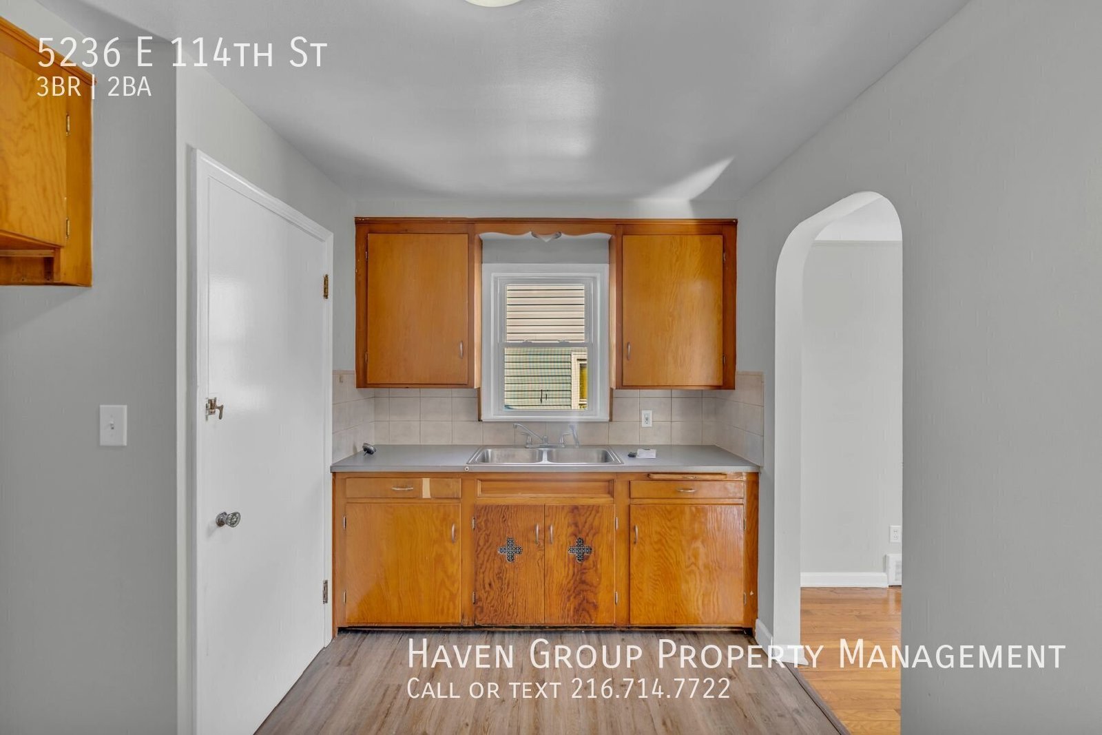 5236 E 114th St, Garfield Heights, OH 44125 - Spacious 3-bed 1.5-bath single-family home!  property image